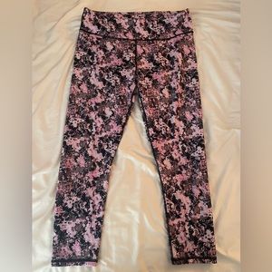 Athletic gear- leggings